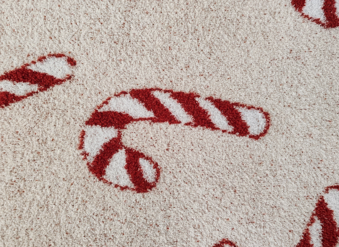 Christmas Luxe Blanket - Candy Cane - Mr & Mrs Christmas